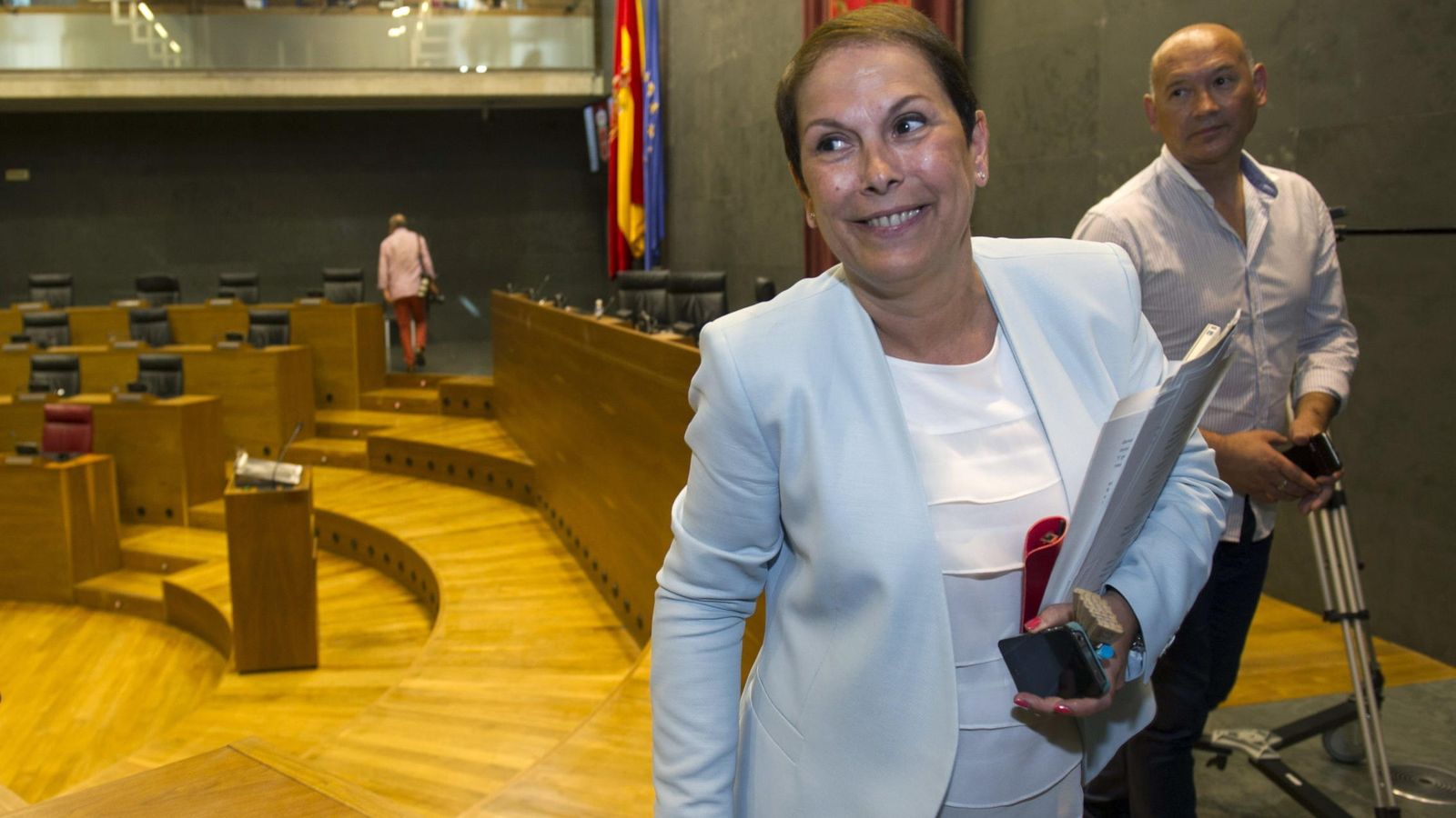 Foto: Uxue Barkos, de Geroa Bai, elegida presidenta del Gobierno de Navarra. (EFE)
