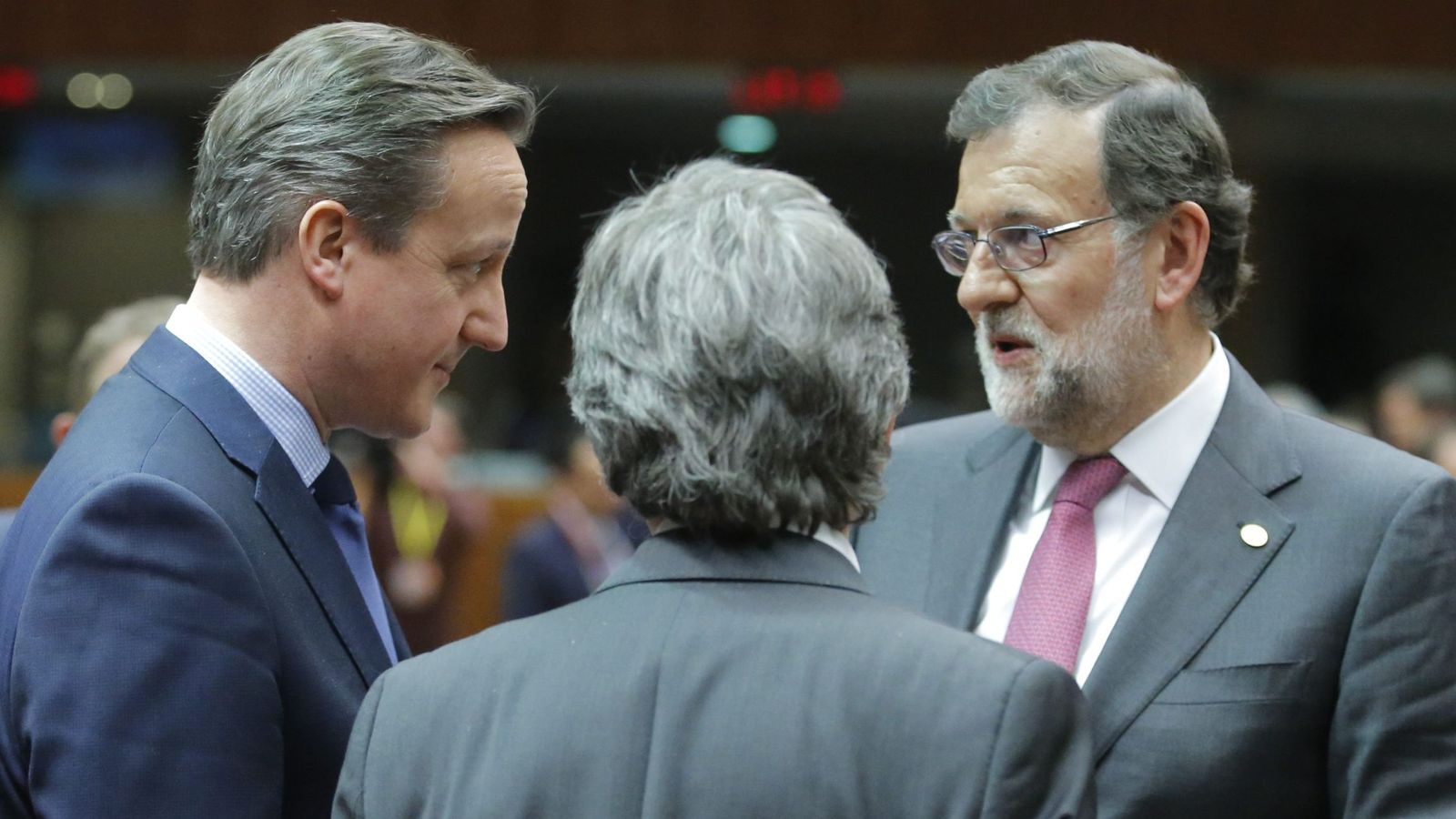 Foto: Cameron y Rajoy en la cumbre europea de Bruselas. (EFE)