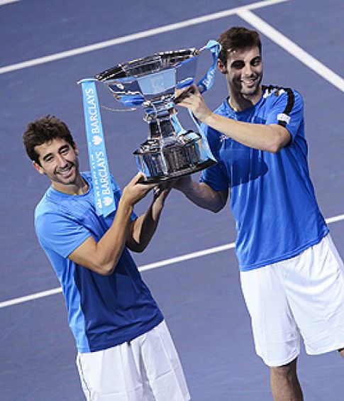 Foto: Granollers y Marc López 'dan' el primer punto a España en la final de la Copa Davis