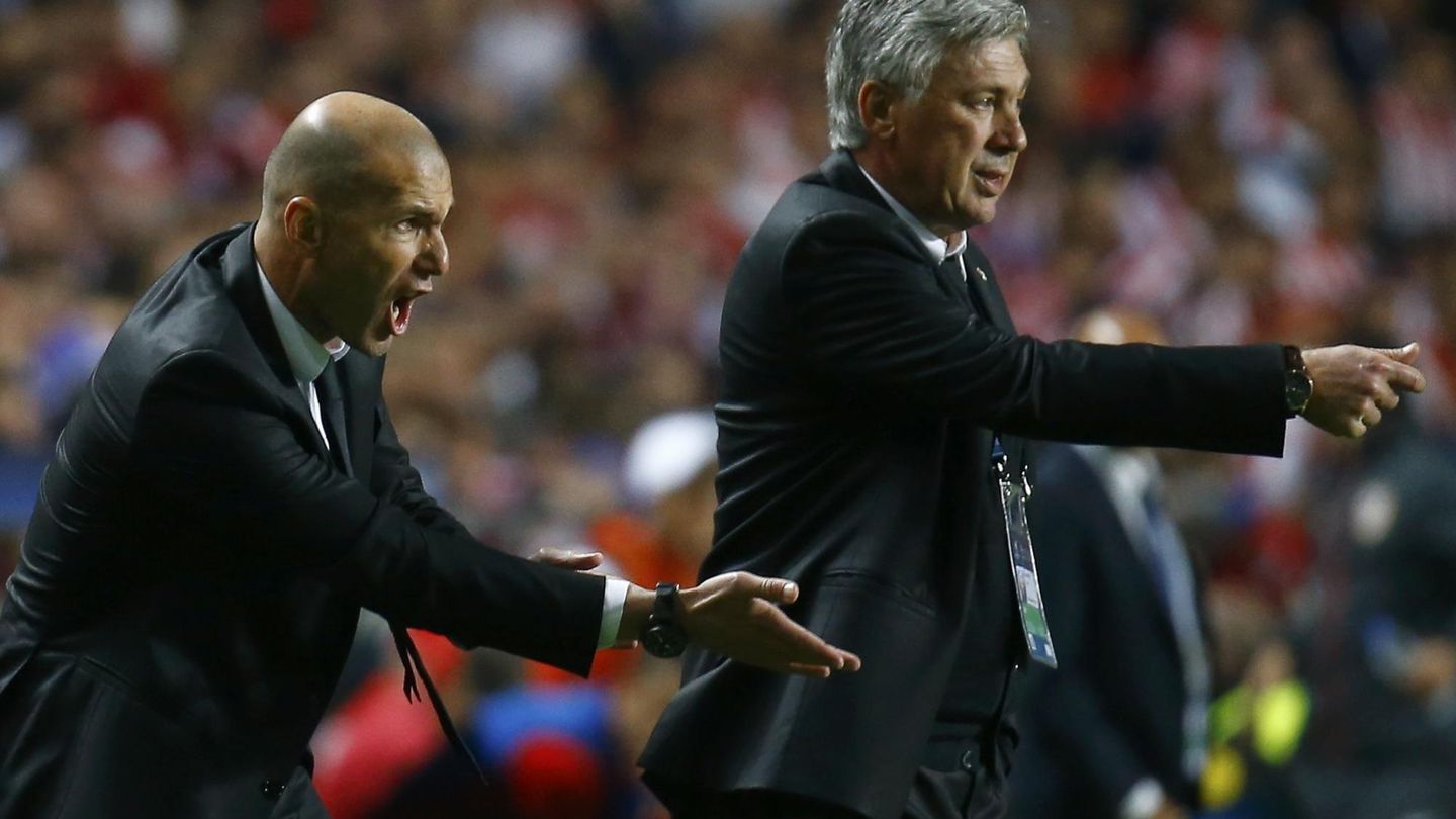 Zidane y Ancelotti. (Reuters) 