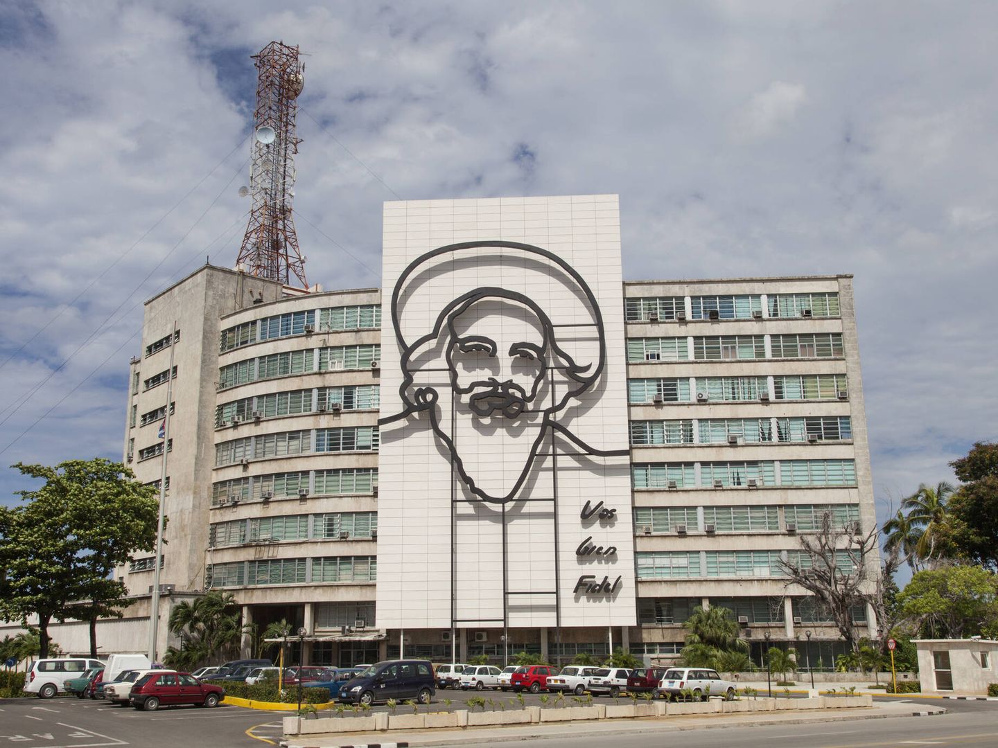 Imagen de CIenfuegos en la Plaza de la revolución de La Habana (Fuente: iStock)