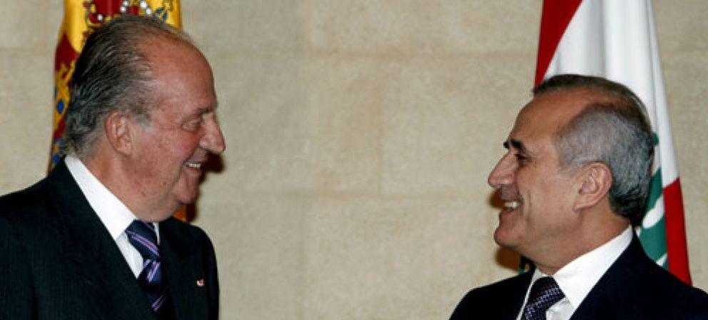Foto: El Rey revalida el compromiso con el Líbano y visita a las tropas españolas