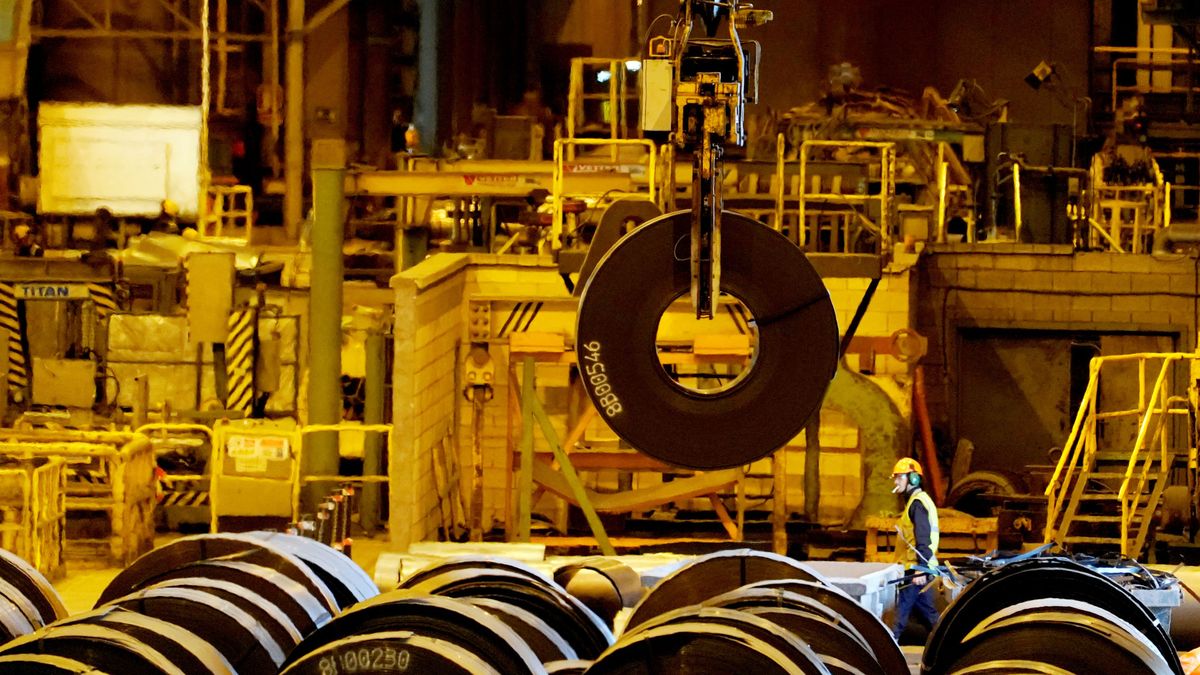 ArcelorMittal sale de las pérdidas, nombra nuevo CEO y recupera el dividendo