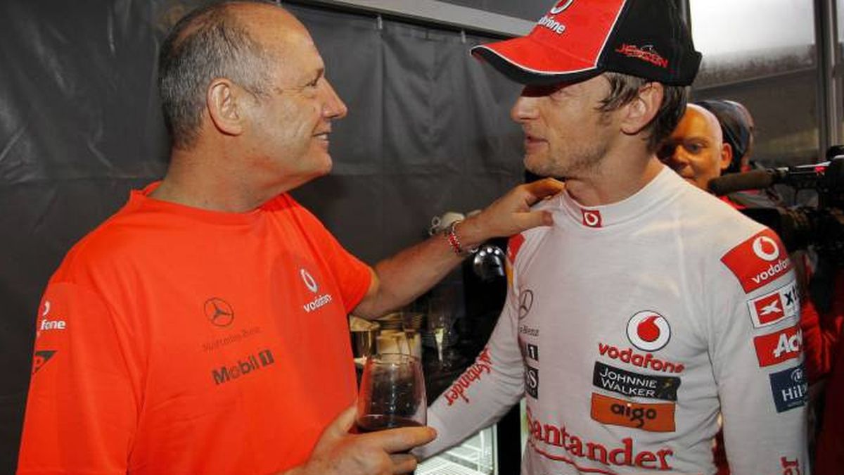 Dennis empezó la revolución de McLaren con Boullier, ¿la terminará sin Button?