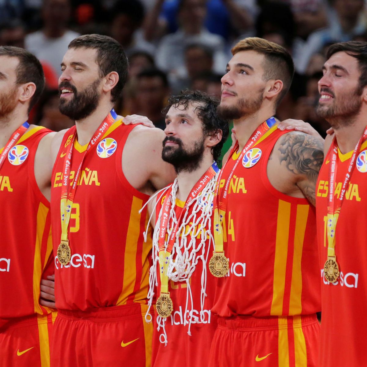 Ganar el Mundial básquet es muy difícil. Comprar la camiseta de España es imposible