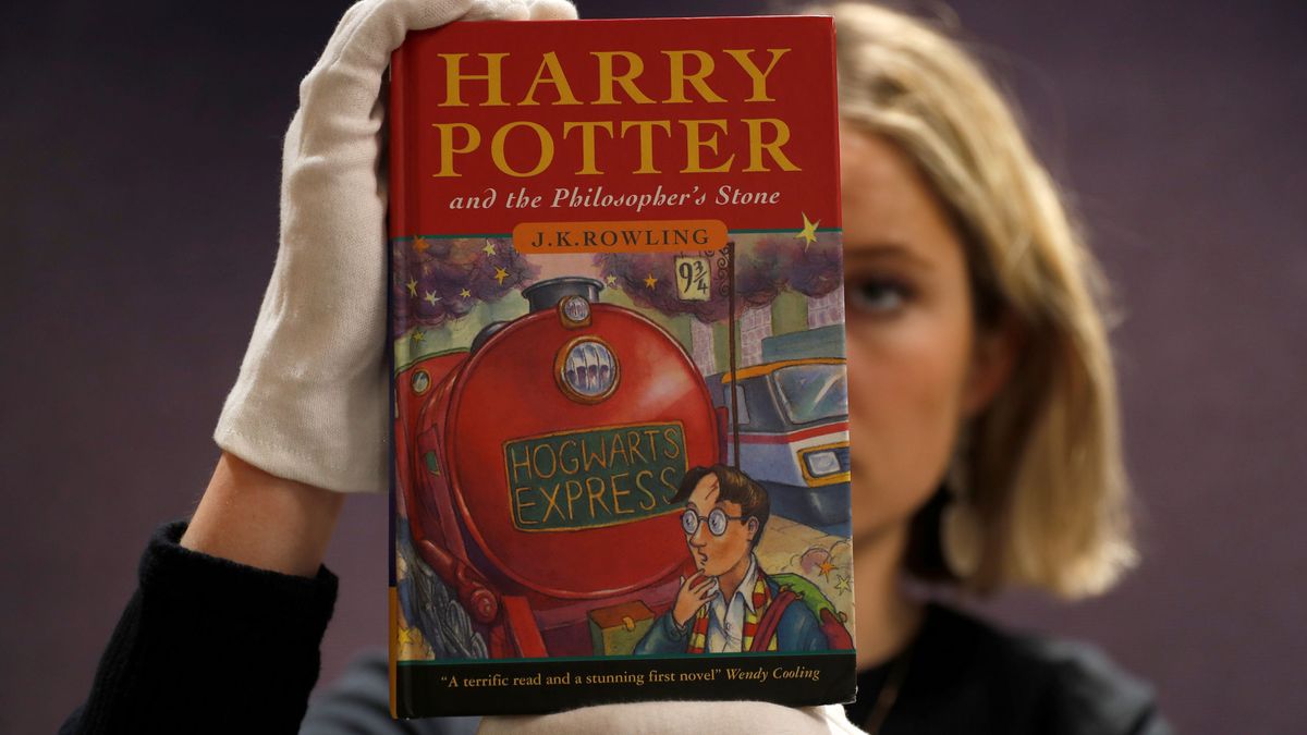 Una primera edición de ‘Harry Potter y la Piedra Filosofal’, vendida  por 31.000 euros