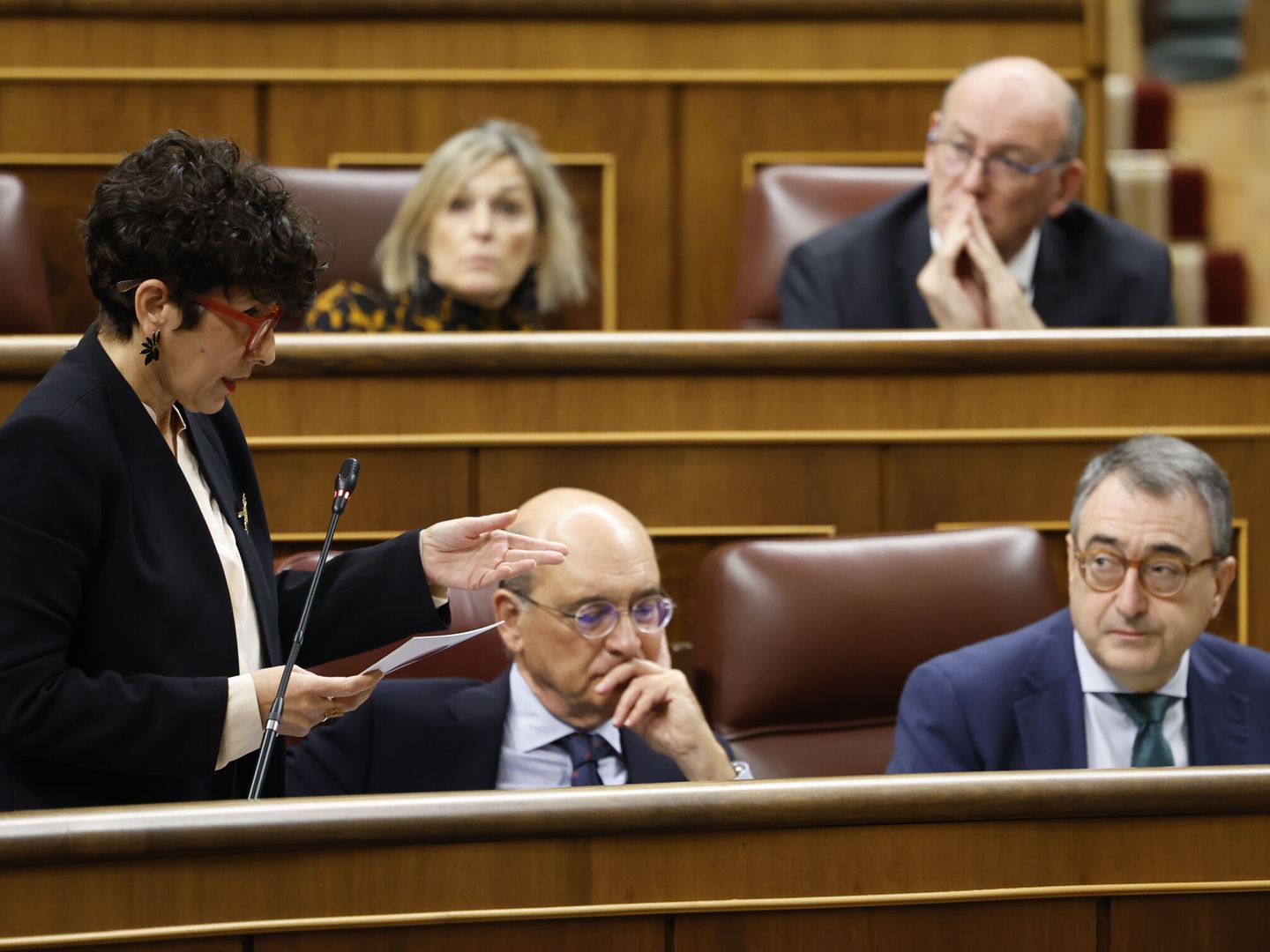 El PP se venga del PNV y tumba su ley del suelo que pactó con el PSOE