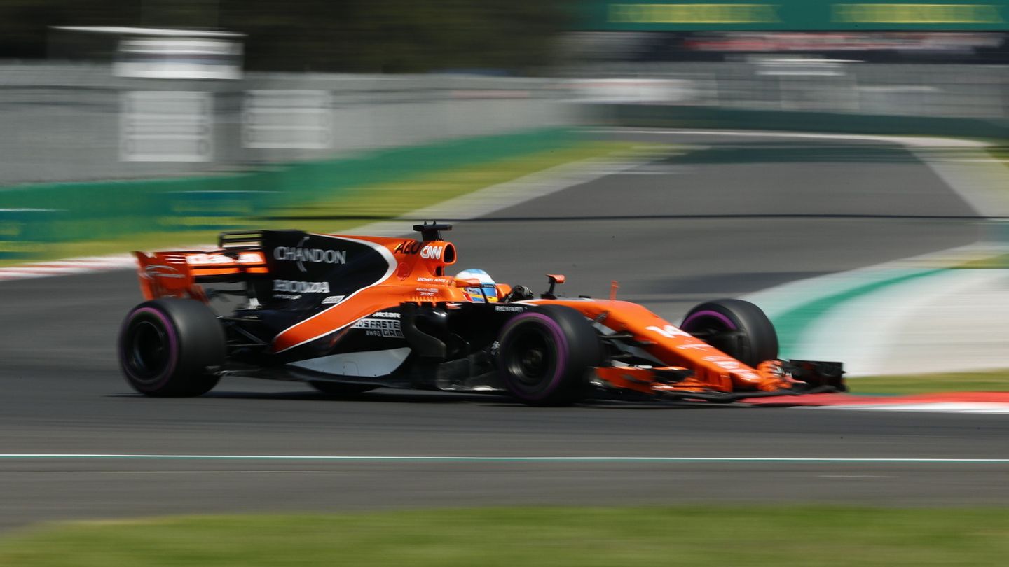 En menos de un mes, Fernando Alonso se subirá al McLaren para preparar la temporada de F1. (EFE)