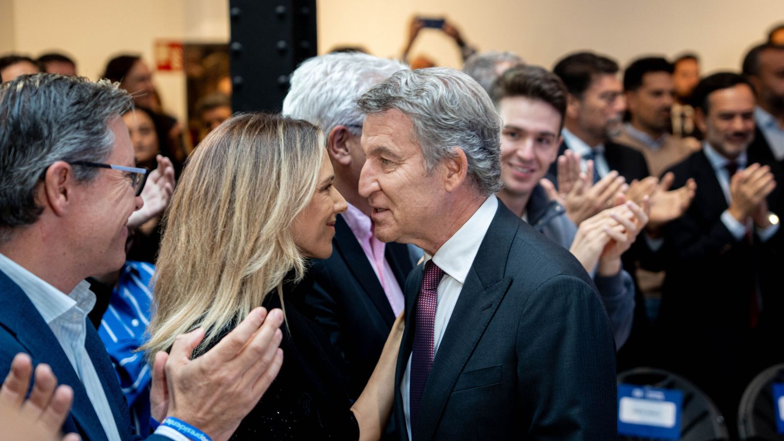 Feijóo elige a Cayetana Álvarez de Toledo y Borja Sémper como número 2 y 3 en su lista por Madrid
