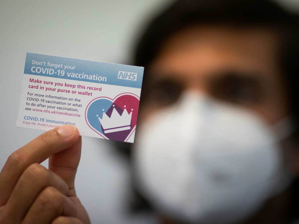 Foto: Campaña de vacunación contra el covid en Reino Unido. (Reuters)
