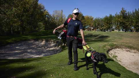 El golfista invidente Oller, arrastrado por un VTC que se negó a llevar a su perro guía