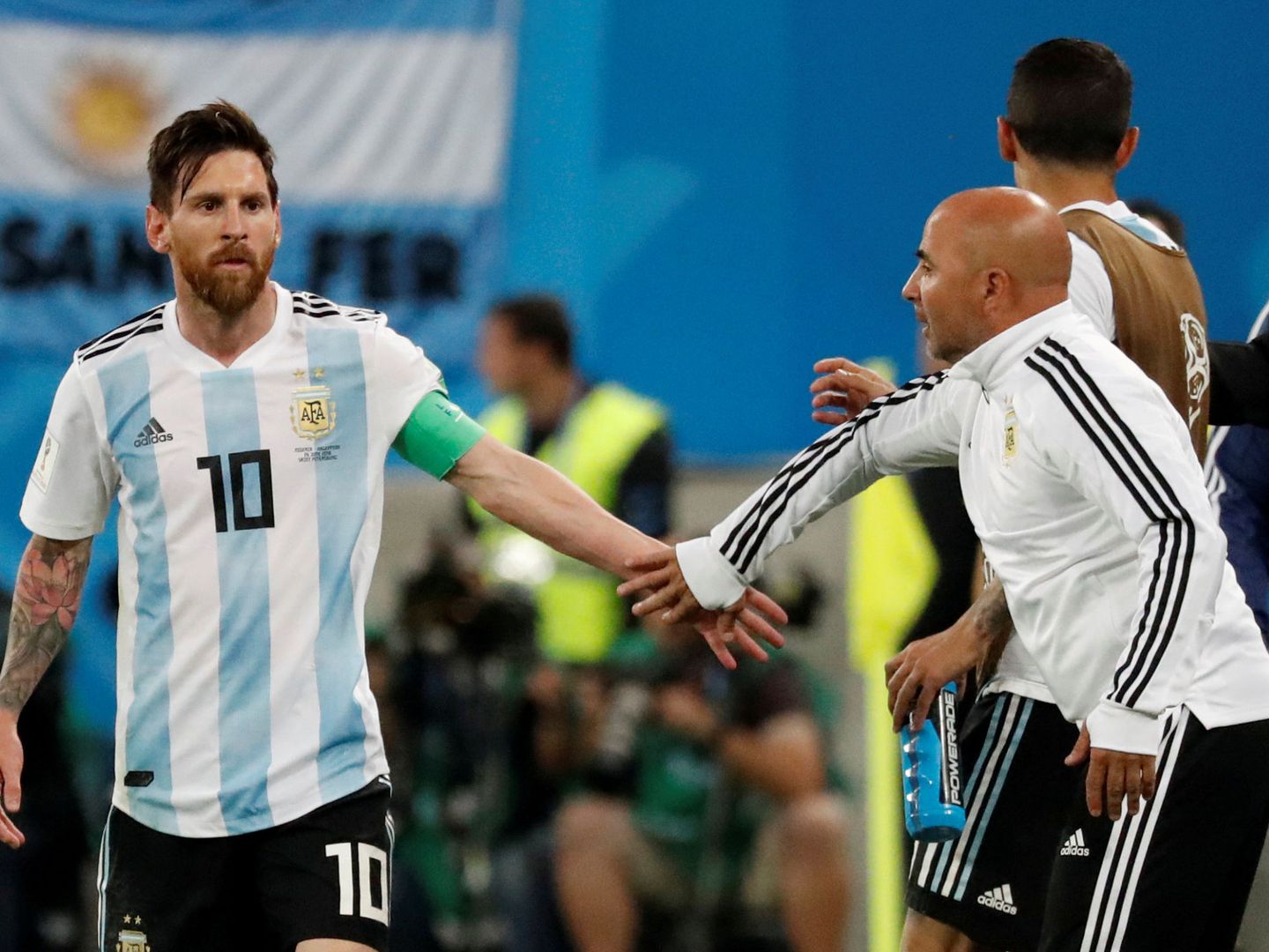 Messi y Jorge Sampaoli, en el Mundial 2018. (Reuters)