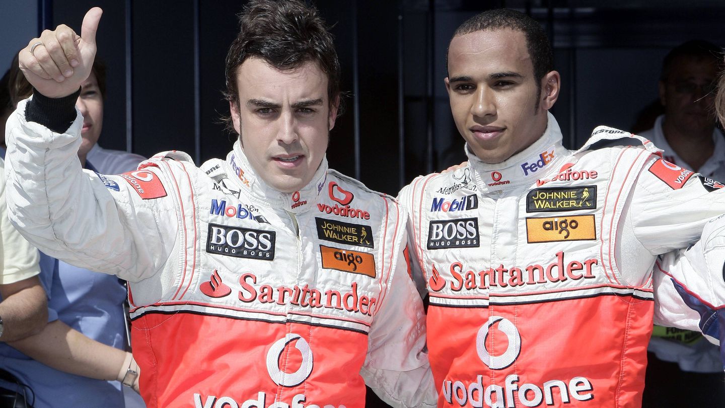 Alonso y Hamilton, en su etapa en McLaren. (Herren Einzel/Gruppenbild)