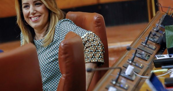 Foto: La líder del PSOE-A, Susana Díaz, en su escaño durante la sesión de control al Ejecutivo. (EFE)