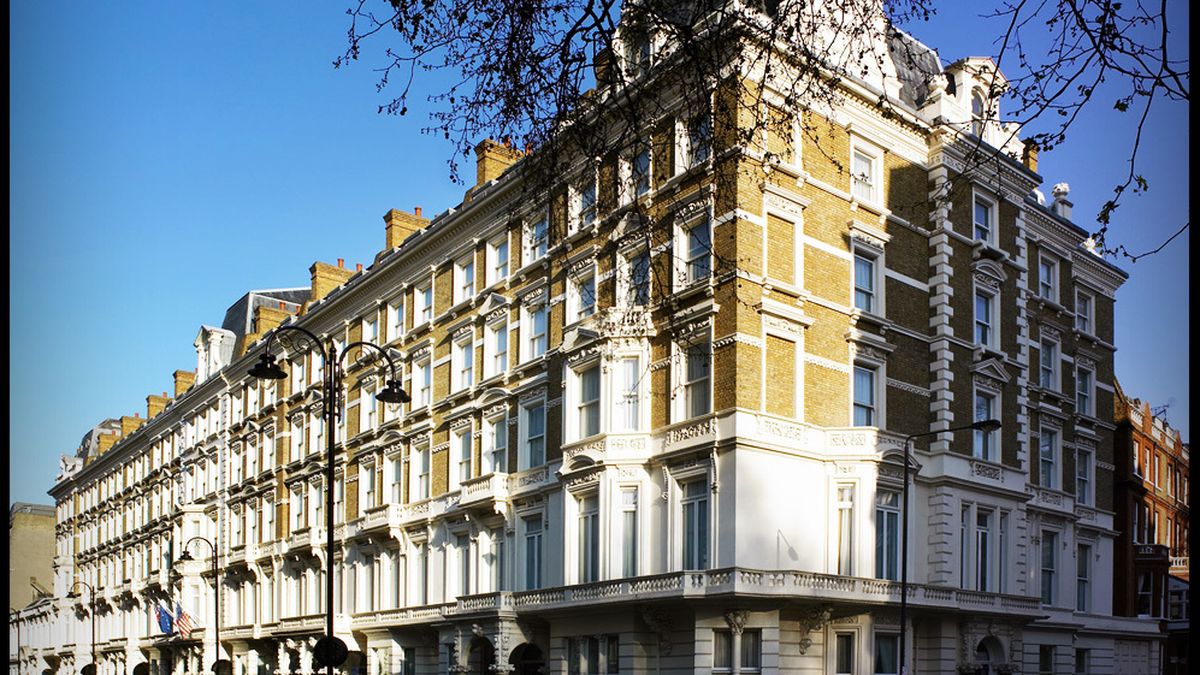 Azora vende un hotel londinense del fondo Carey por más de 100 millones de euros