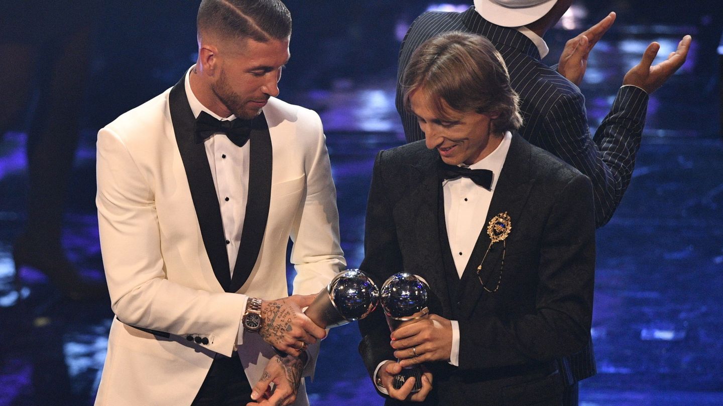 Sergio Ramos y Luka Modric en la gala de los premios The Best de la FIFA. (EFE)