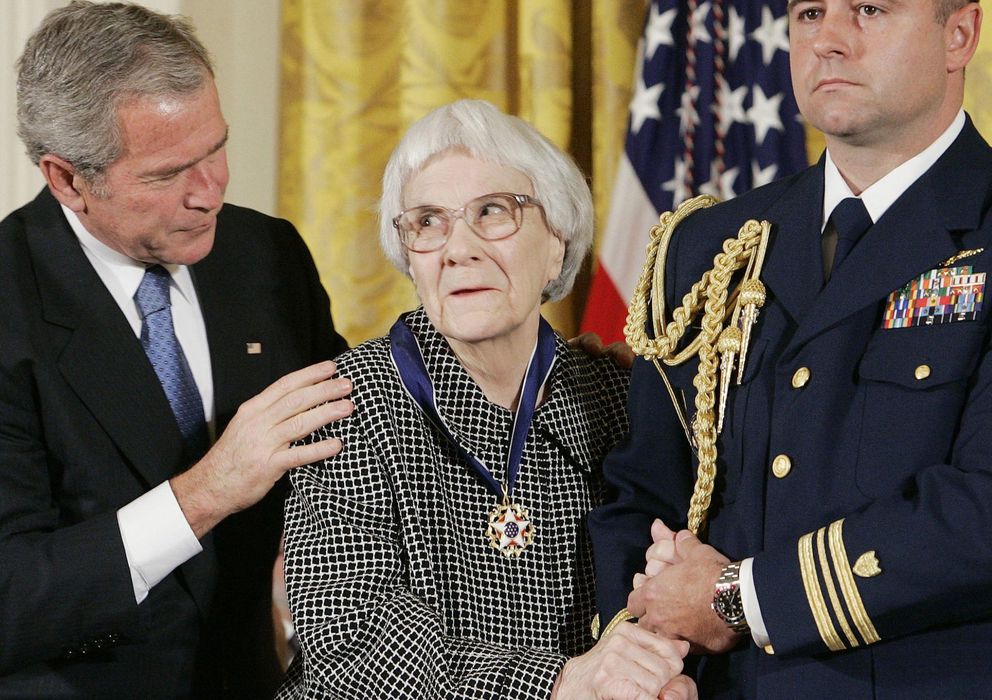 Foto: Harper Lee junto a George W. Bush en 2007