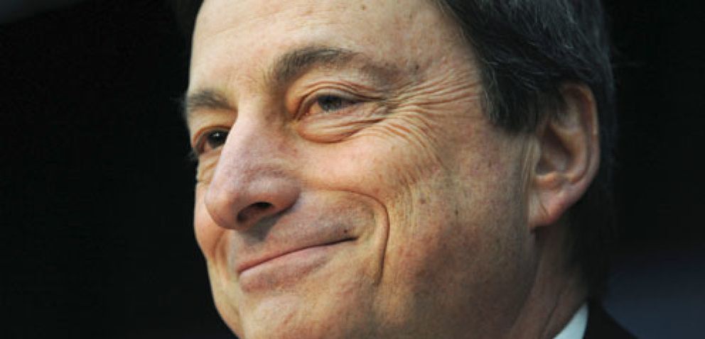 Foto: Draghi calienta al mercado y anima a España a centrar sus emisiones en el corto plazo