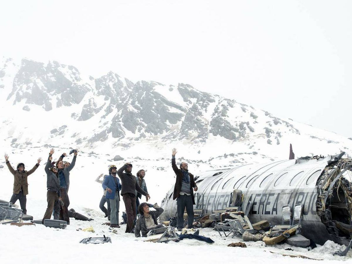 La historia real de los supervivientes de la tragedia de los Andes, base de  'La sociedad de la nieve' (Netflix)