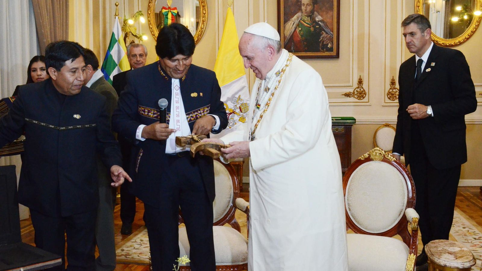 Foto: El Papa, el pasado miércoles con el presidente de Bolivia, Evo Morales (EFE)