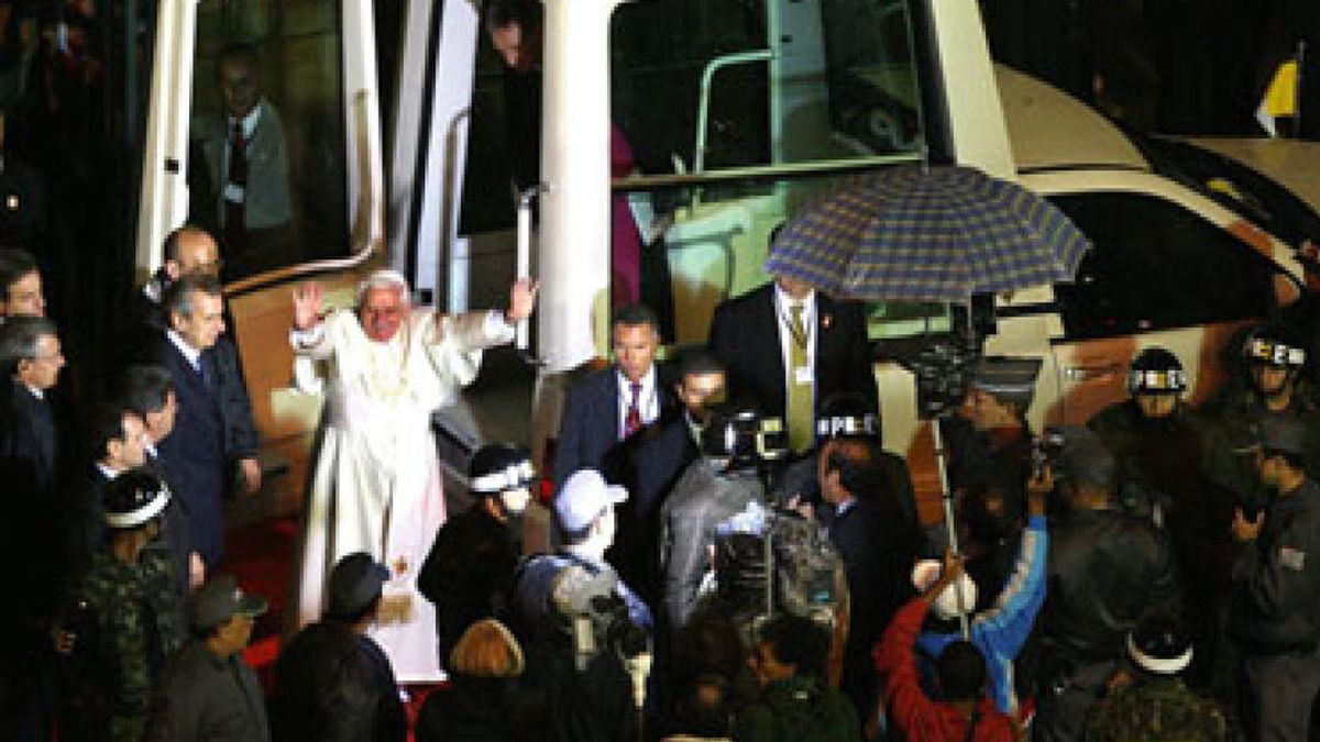 El Papa dice que América Latina "custodia los valores cristianos"