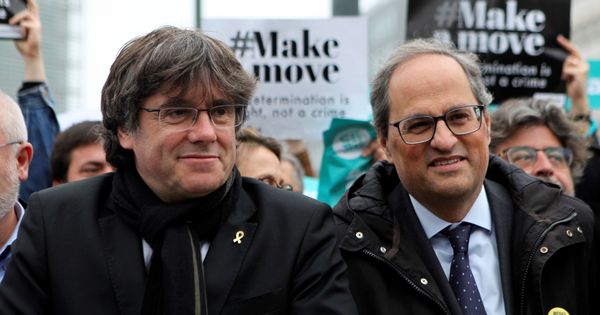 Foto: El expresidente de la Generalitat, Carles Puigdemont (i), y el actual presidente, Quim Torra (d). (EFE)