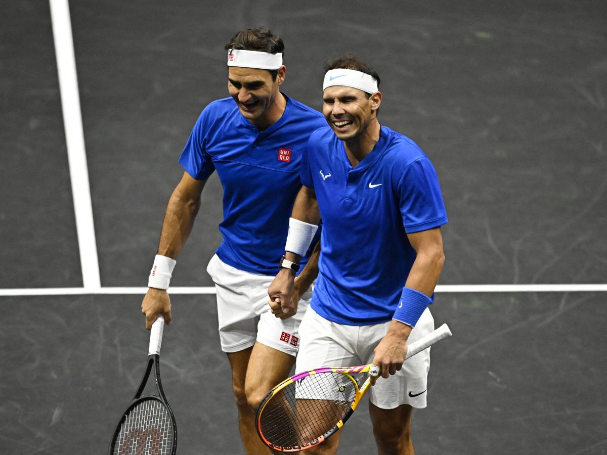 Foto: Rafa Nadal y Roger Federer, durante la Laver Cup. (REUTERS/Dylan Martínez).