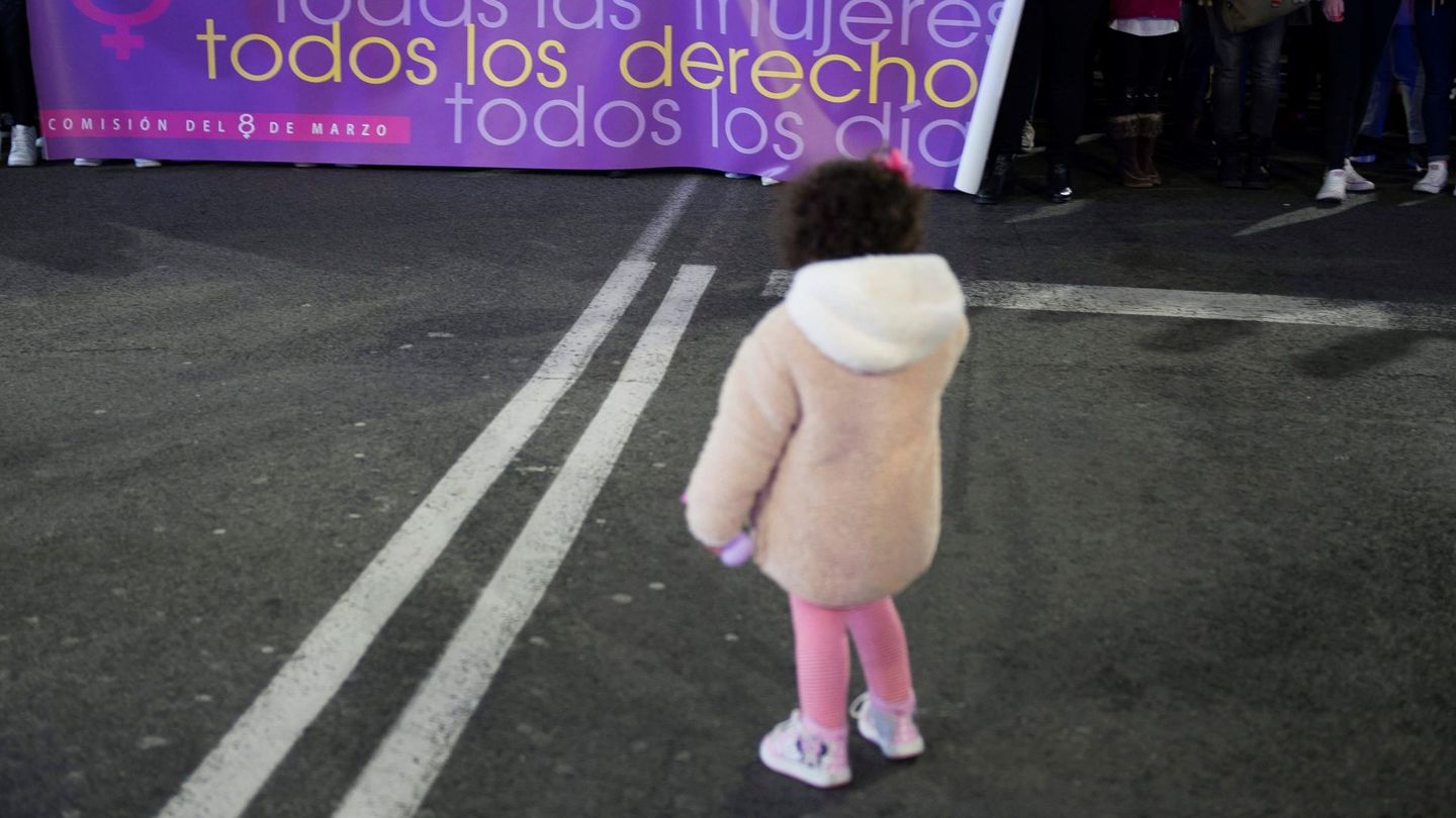 Manifestación de la mujer en Santander el pasado marzo. (EFE)