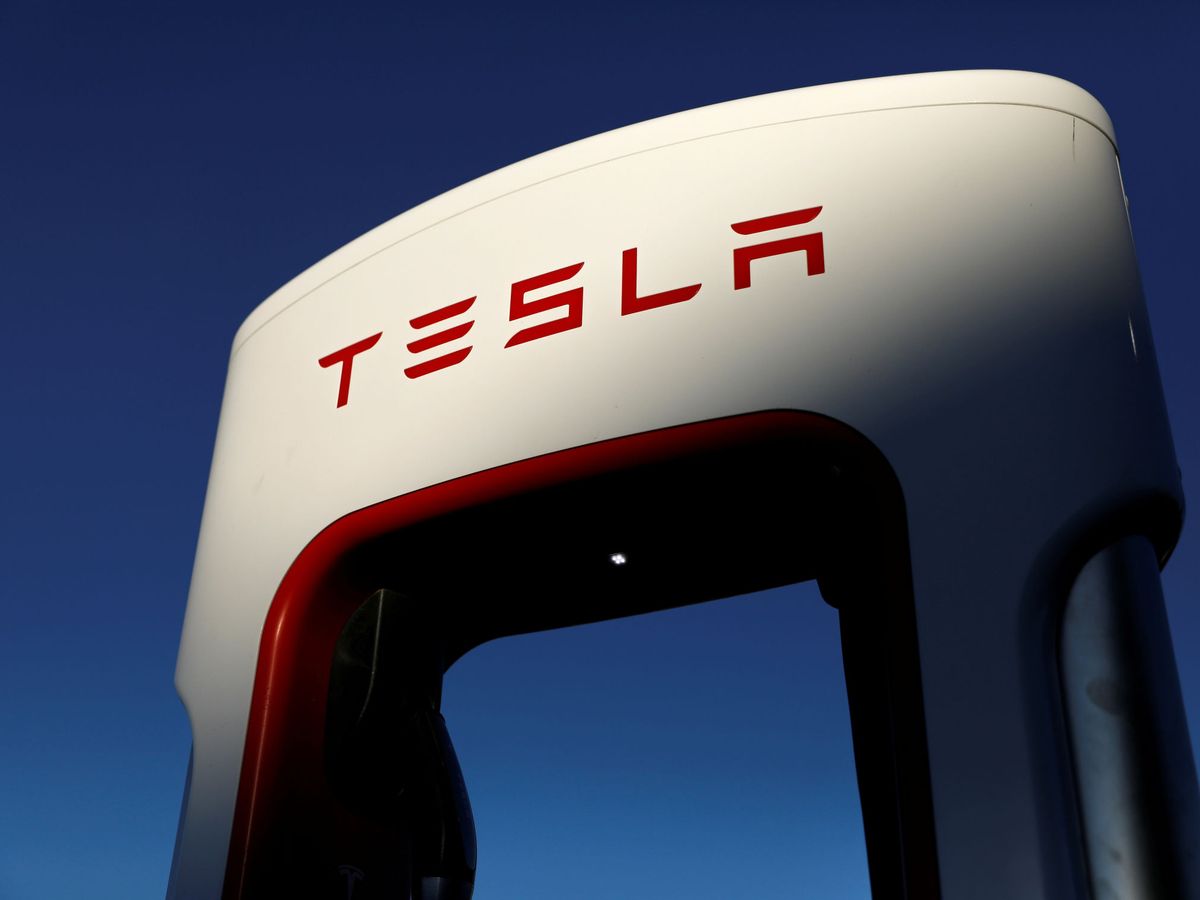Foto: Uno de los supercargadores de Tesla. (Reuters)