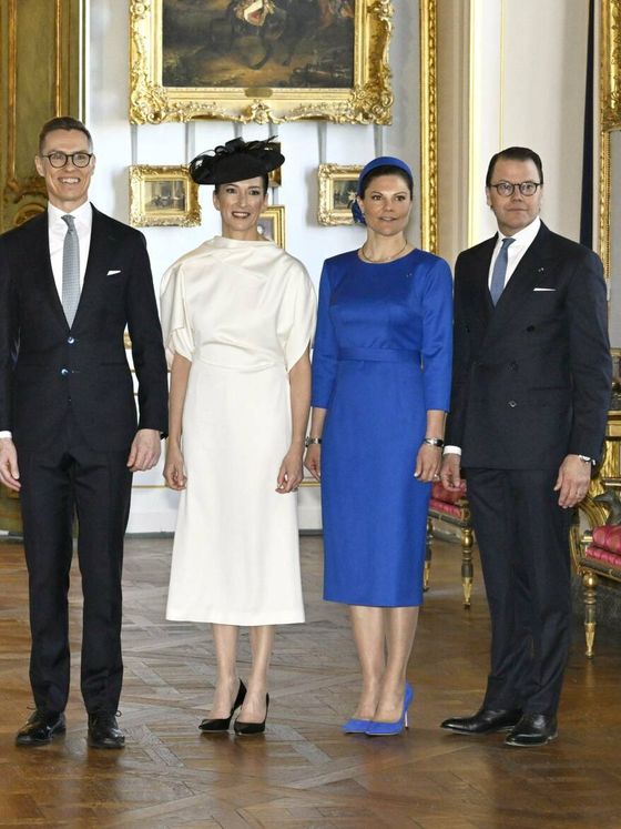 Victoria y Daniel de Suecia junto al presidente finlandés y su esposa. (Gtres)