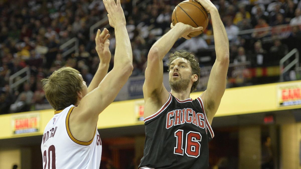 Gasol es 'Mister doble-doble', pero los Bulls vuelven a perder en la gira por el Oeste