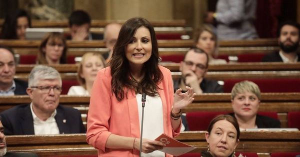 Foto: Lorena Roldán en una comparecencia en el Parlament de Cataluña. (EFE)