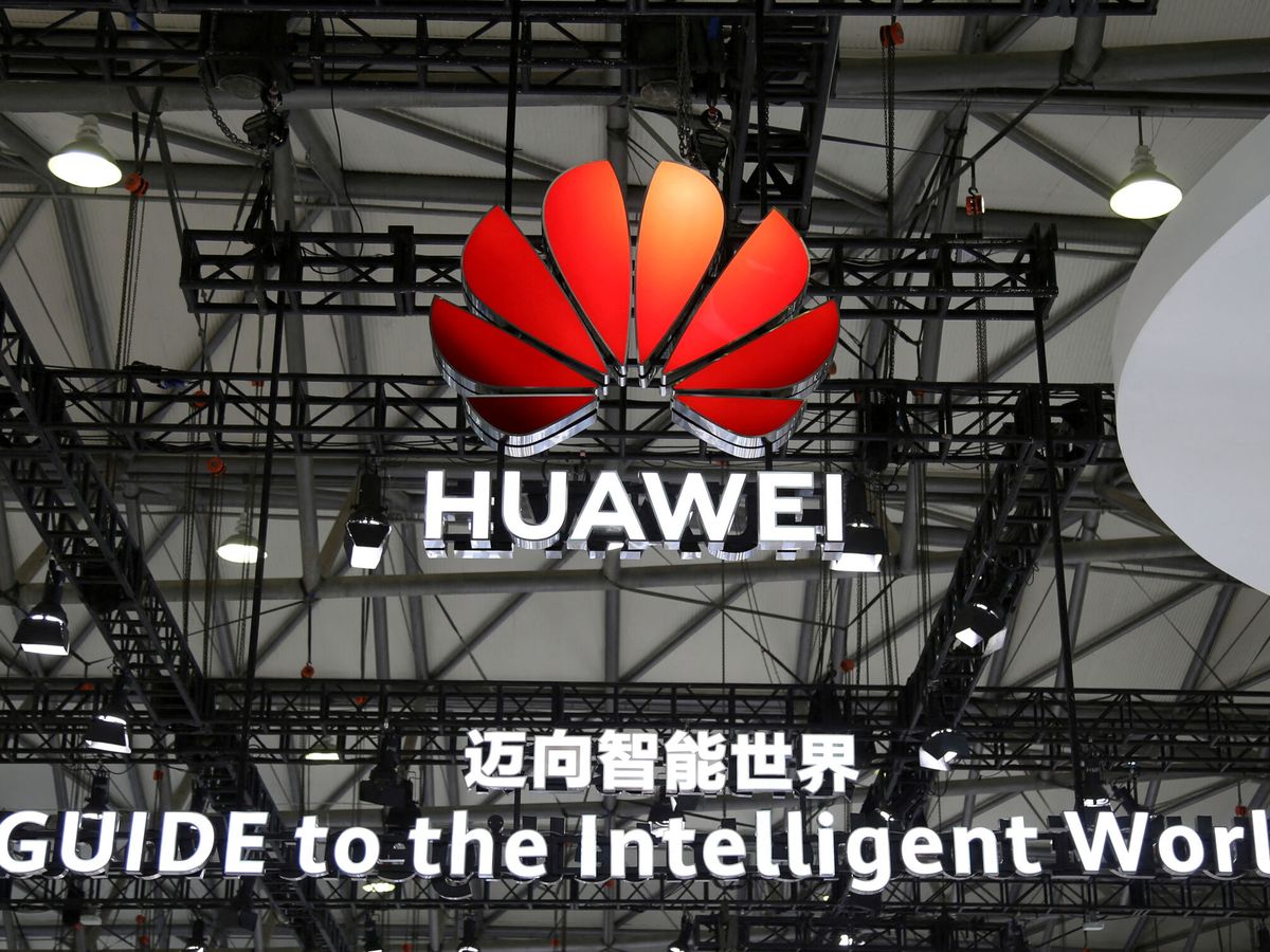 Foto: El logo de Huawei durante el Mobile World Congress. (Reuters/Nicoco Chan)
