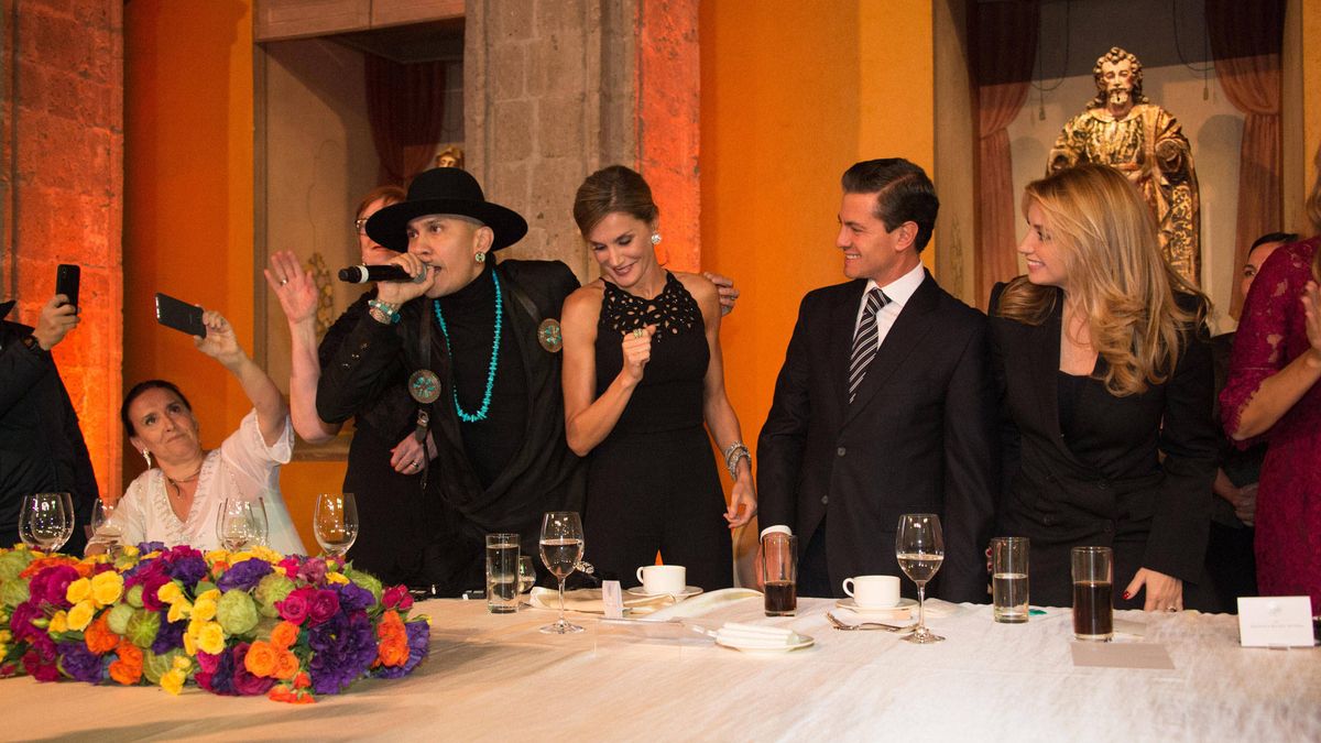 Letizia se desmelena en México durante la cena oficial a ritmo de hip hop