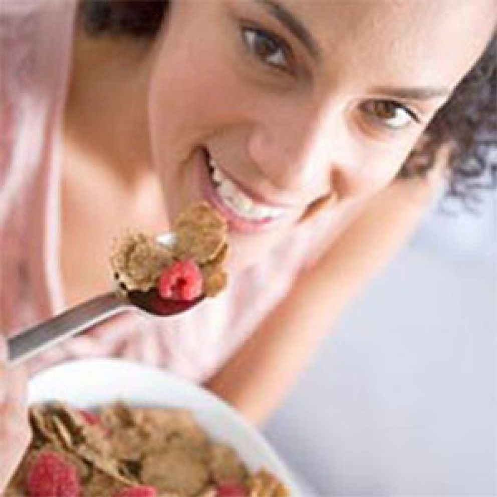 Foto: Un desayuno saludable predispone a mejorar la alimentación a lo largo del día en hombres y mujeres