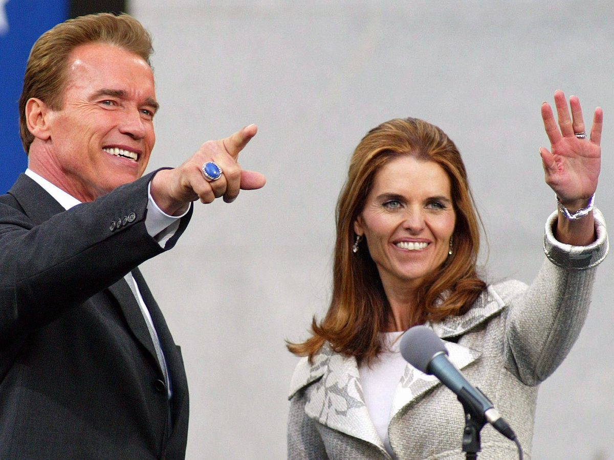 Foto: Arnold Schwarzenegger y Maria Shriver, en una imagen de archivo de 2003. (EFE/Kuno)