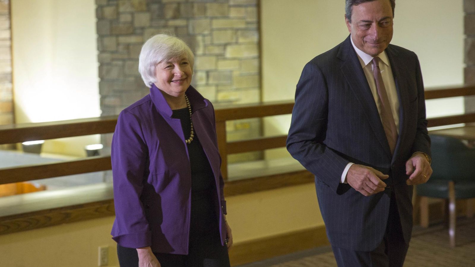 Foto: La presidenta de la Reserva Federal junto con el presidente del BCE, Mario Draghi. (Reuters)