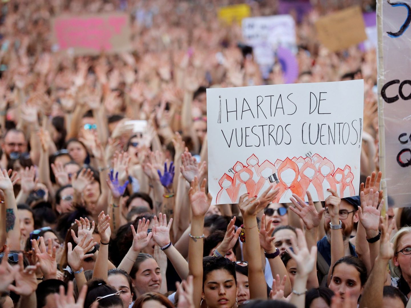 En los últimos meses las calles de las ciudades españolas han acogido varias manifestaciones feministas. (EFE)