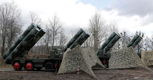 Foto: Una imagen de un sistema de misiles S-400 desplegados en Kaliningrado, Rusia. (Reuters)
