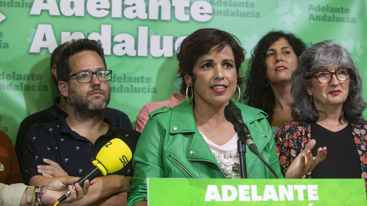 El bloque a la izquierda del PSOE se diluye en su división y pierde 10 escaños