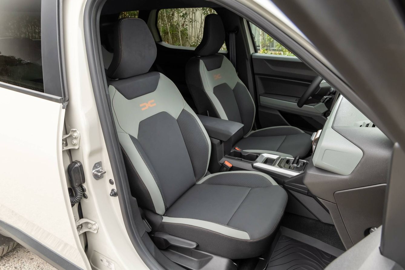 Se percibe como Dacia ha mejorado los asientos respecto a modelos anteriores de la marca.
