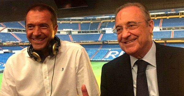 Foto: Manu Carreño y Florentino Pérez, en el Santiago Bernabéu