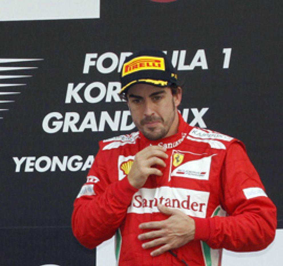 Foto: Alonso confía en Ferrari: "Todavía tenemos muchas posibilidades de ganar el título"