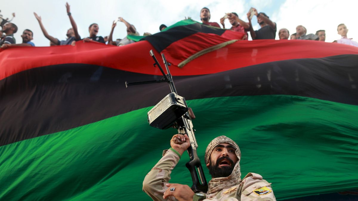 Libia avanza hacia la paz: los rebeldes ceden el poder al gobierno de unidad