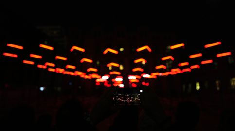 Inauguración del festival de artes lumínicas en Barcelona e invierno en Boston: el día en fotos