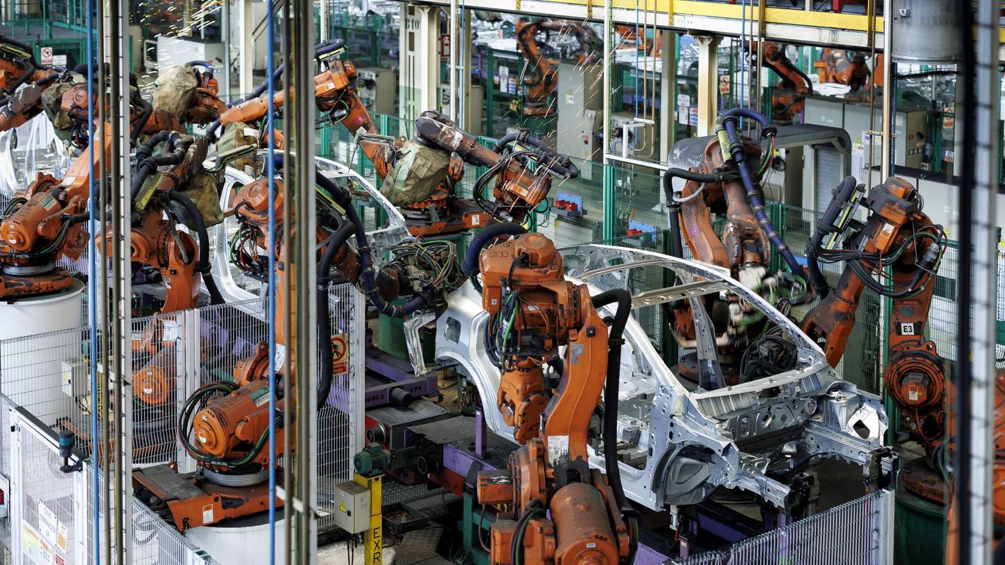 El área de chapa está automatizado al 99%, con 770 robots y 119 autómatas.