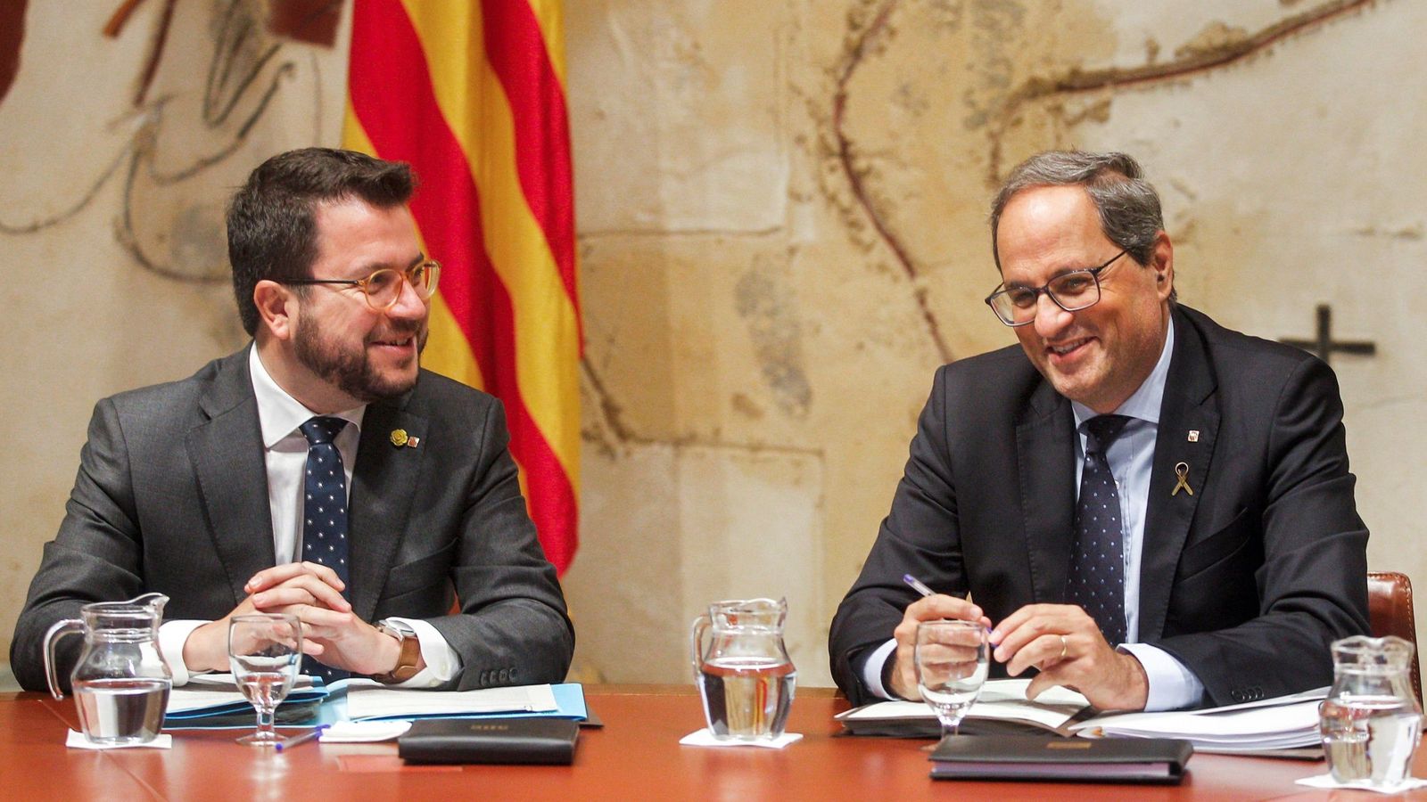 Foto: El presidente de la Generalitat, Quim Torra, a la derecha. (EFE)