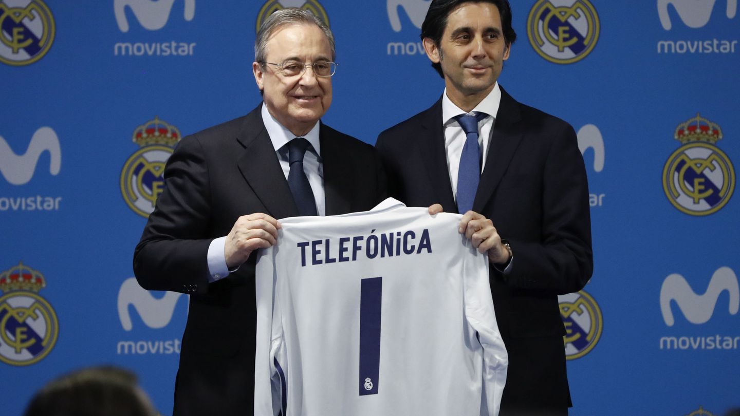 El presidente del Real Madrid, Florentino Pérez (i), y el de Telefónica, José María Álvarez-Pallete. (EFE)