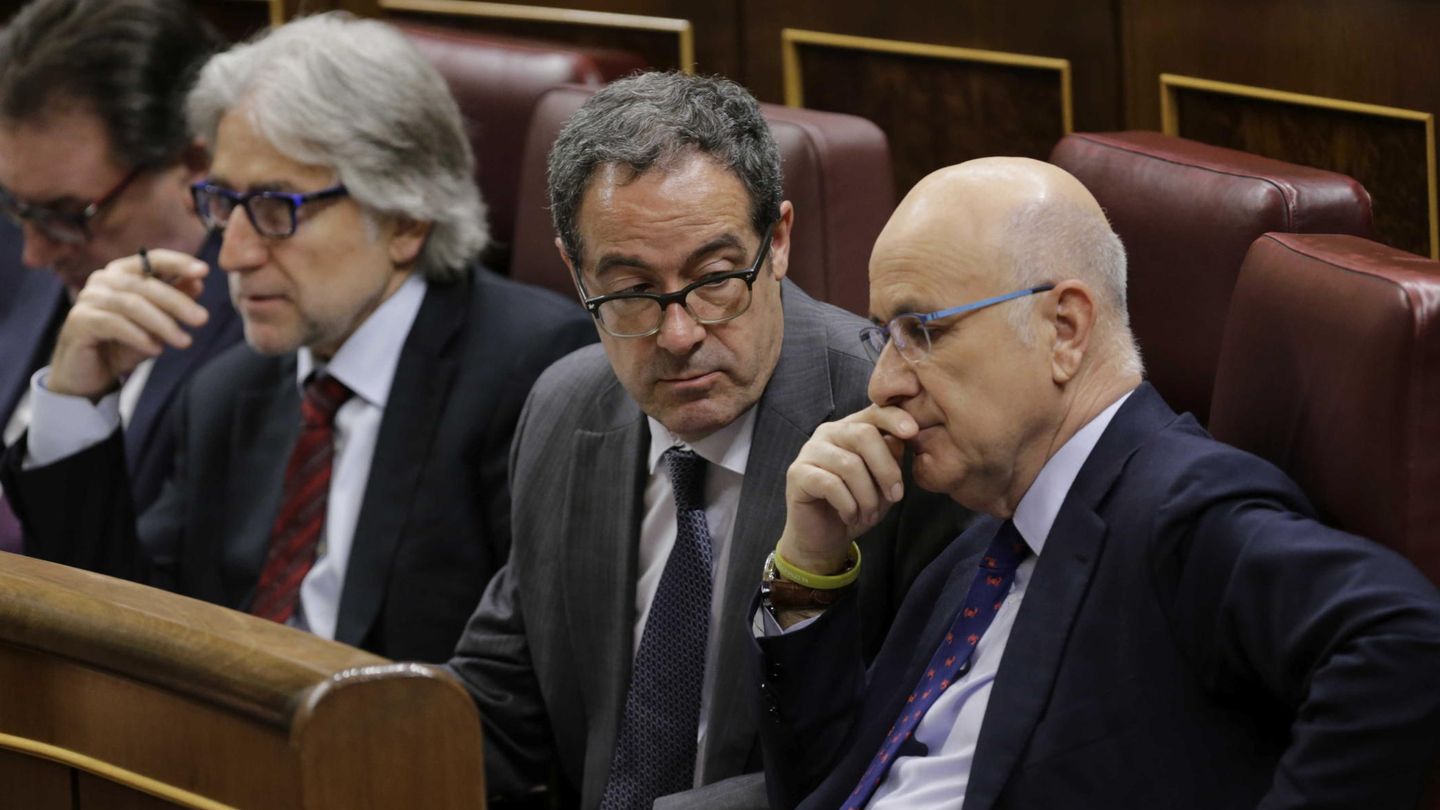  Los diputados de CiU Josep Sánchez Llibre, Pere Macias y Josep Antoni Duran i Lleida (. (Efe)