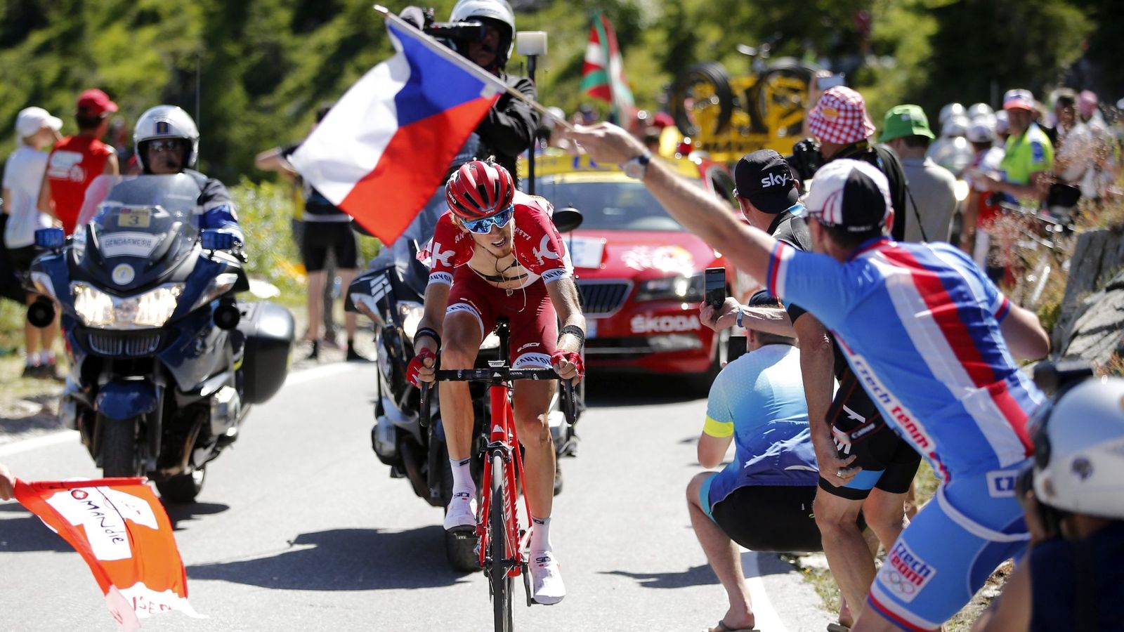 Foto:  Ilnur Zakarin durante el Tour de Francia 2016 (YOAN VALAT/EFE)